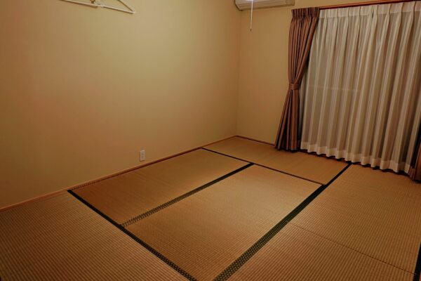 Jiro’s-ジローズ